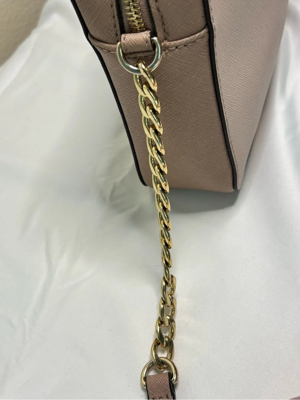 Michael Kors Jet Set Pink Saffiano Leather Crossbody Camera Bag Gold Chain